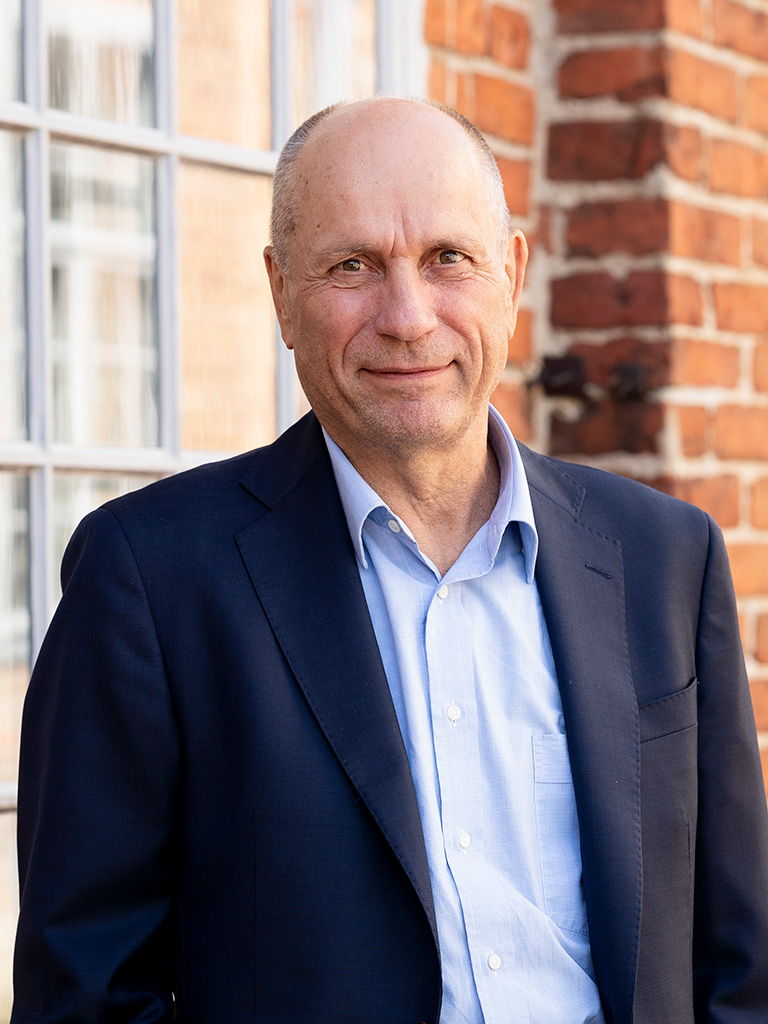 Elomatic Hallitus, Johan Kronberg